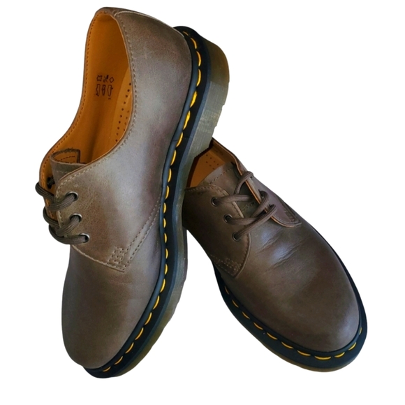 NEW DR. MARTENS 1461 Carrara In Olive Leather Oxford Unisex Women's 7 /‎ Men's 6 - Picture 13 of 16